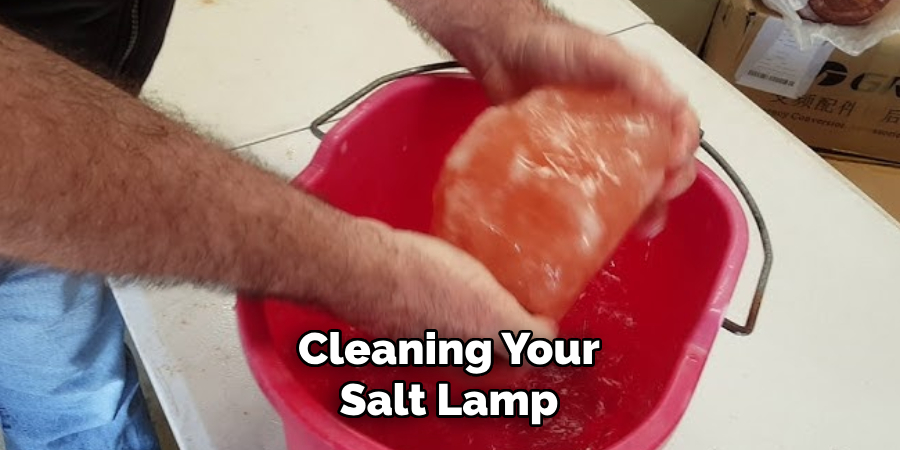 Cleaning Your Salt Lamp