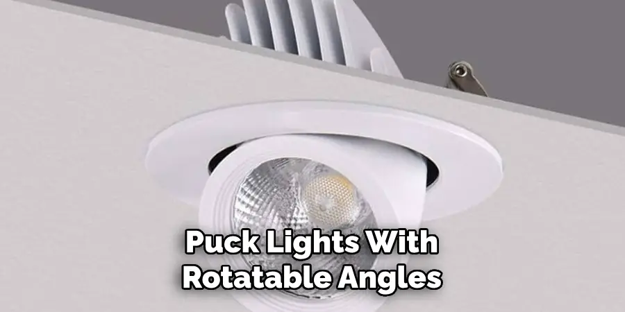 Puck Lights With Rotatable Angles