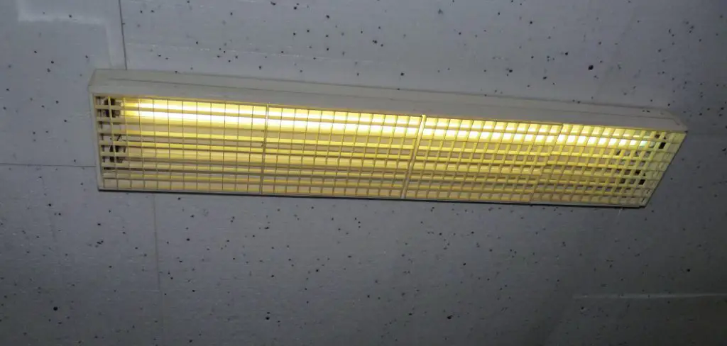 How to Remove a Fluorescent Light Cover