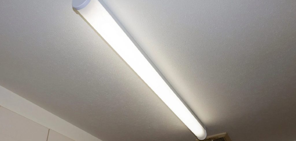 How to Mount Fluorescent Lights