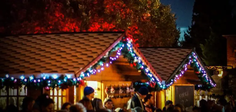 How to Make Christmas Lights Straight