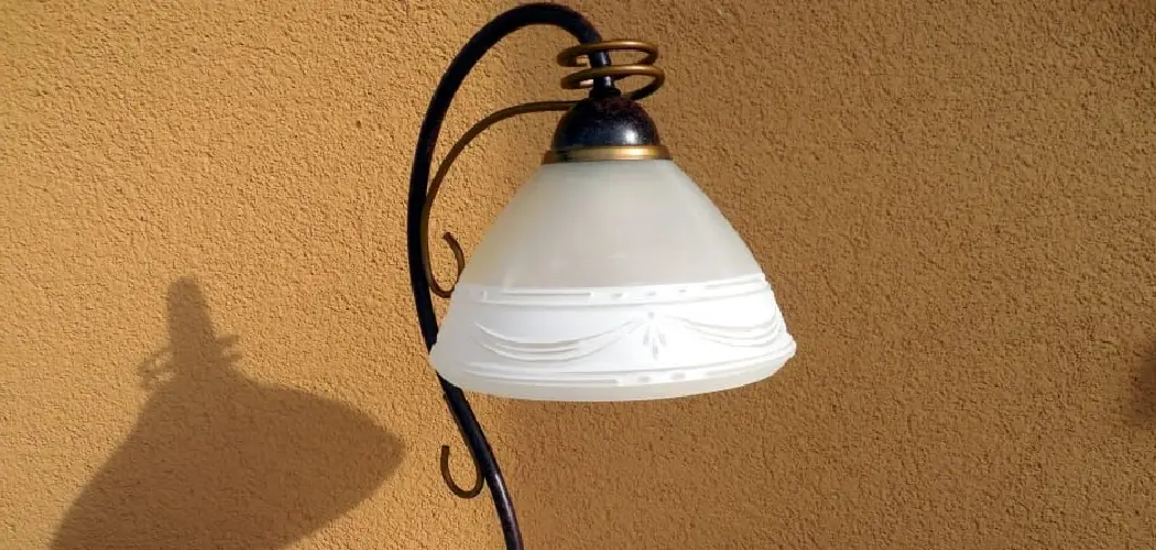 How to Size a Lampshade for a Lamp